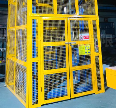 南关货梯可以安装在室外吗