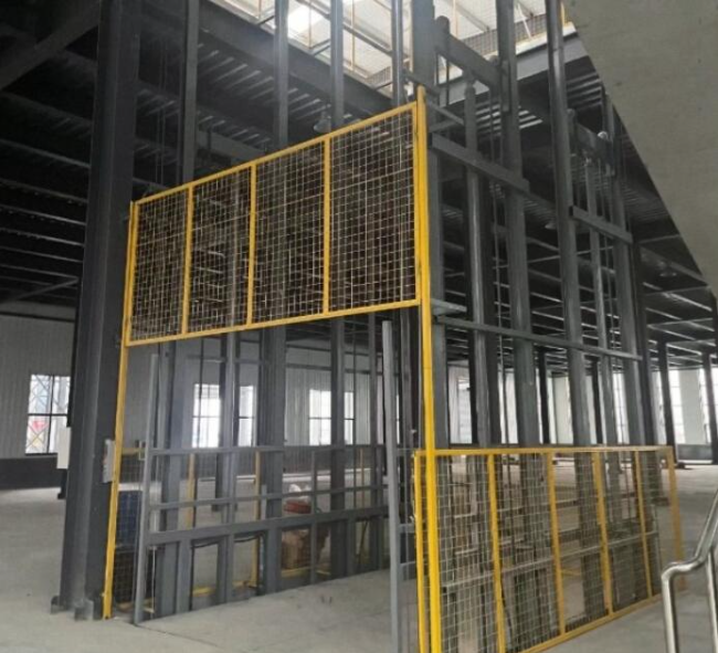 南关请详细介绍一下货梯安装在室外的维护方法