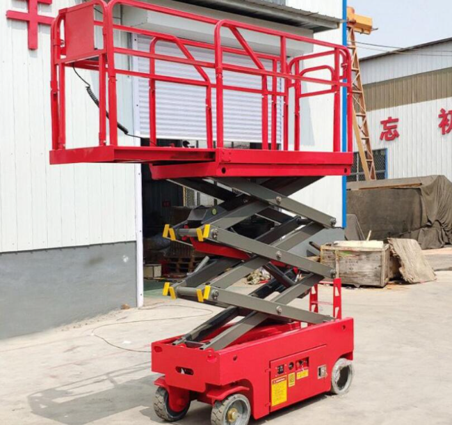 南关移动剪叉式升降机